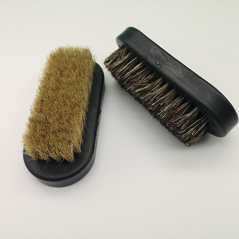 Escova para Polir Sapatos de C - Brushing Boot Horse avaliação e preço