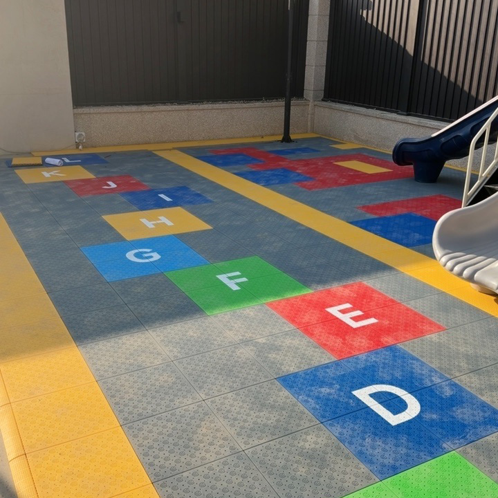 Piso Esportivo Profissional de - Outdoor Sport Court Tiles avaliação e preço
